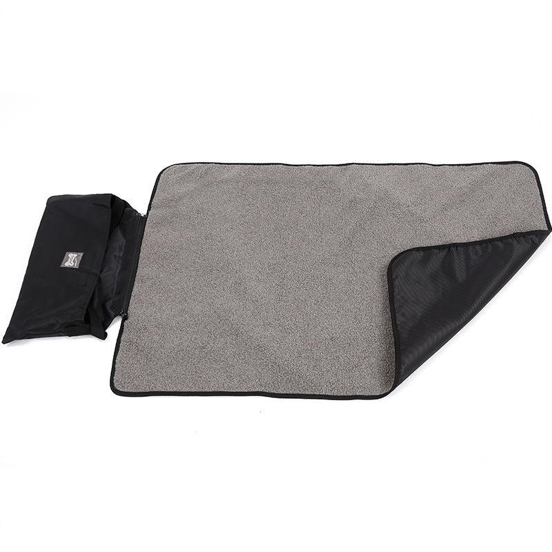 Outdoor Pet Folding Storage Blanket