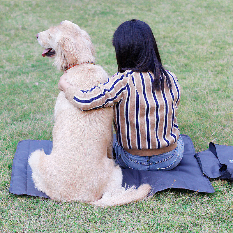 Outdoor Pet Folding Storage Blanket